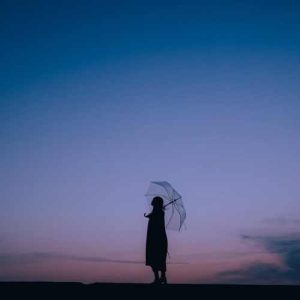 دانلود آهنگ تو نیلی چشات خیسه ادم میترسه بنویسه